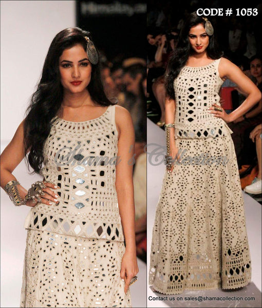 1053 Sonal Chauhan's off white bridal lehenga Outfit Sets